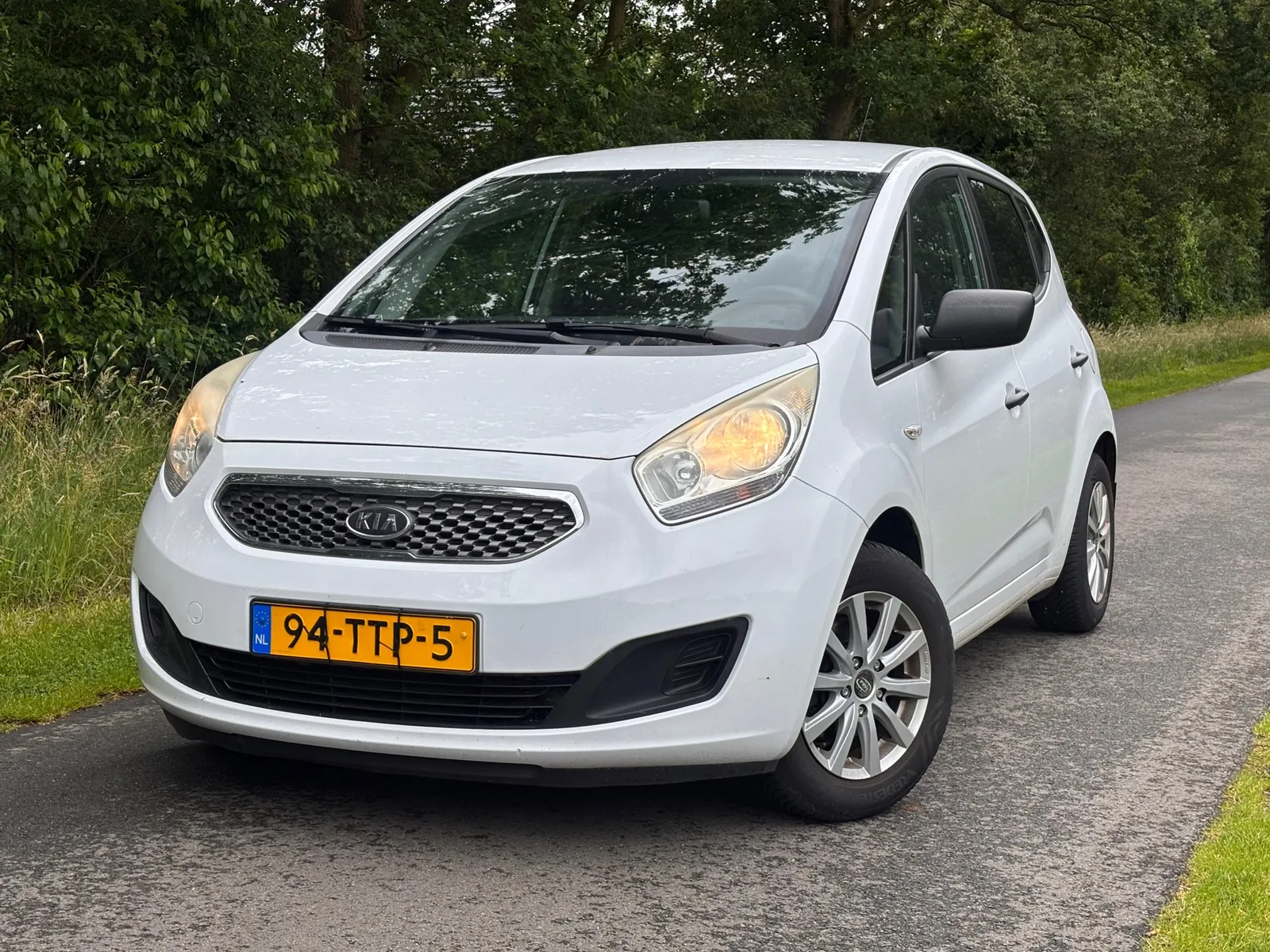 Kia Venga (2012) — foto 1