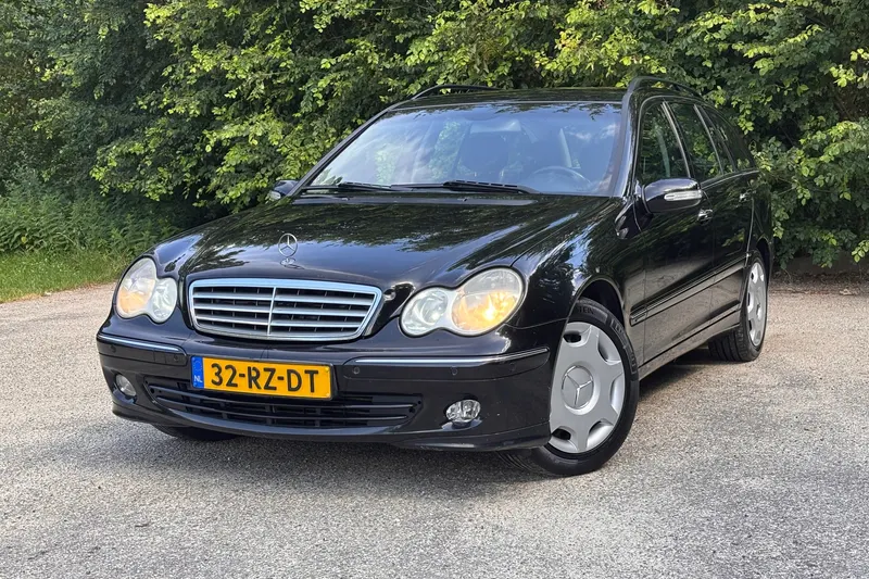 Mercedes-Benz C-Klasse (2005)