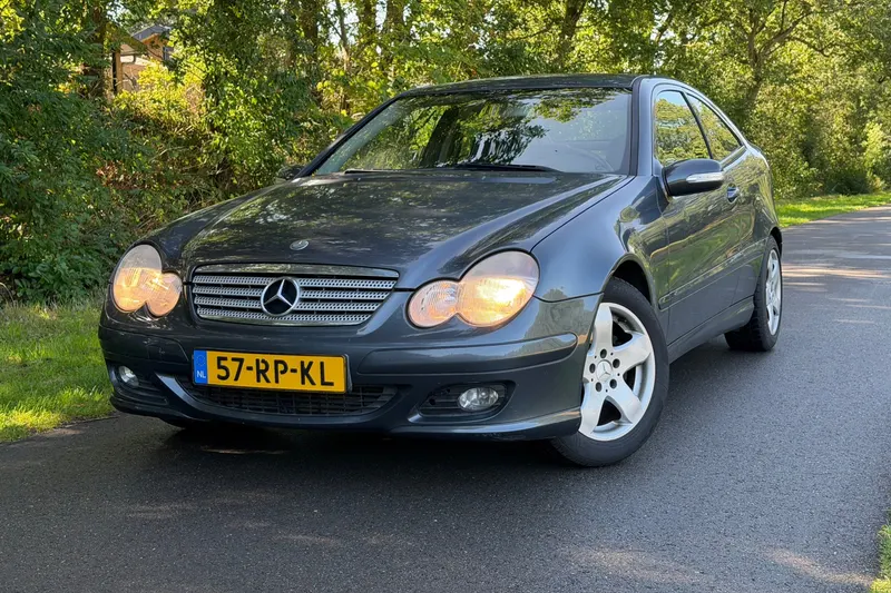 Mercedes-Benz C-Klasse (2005)