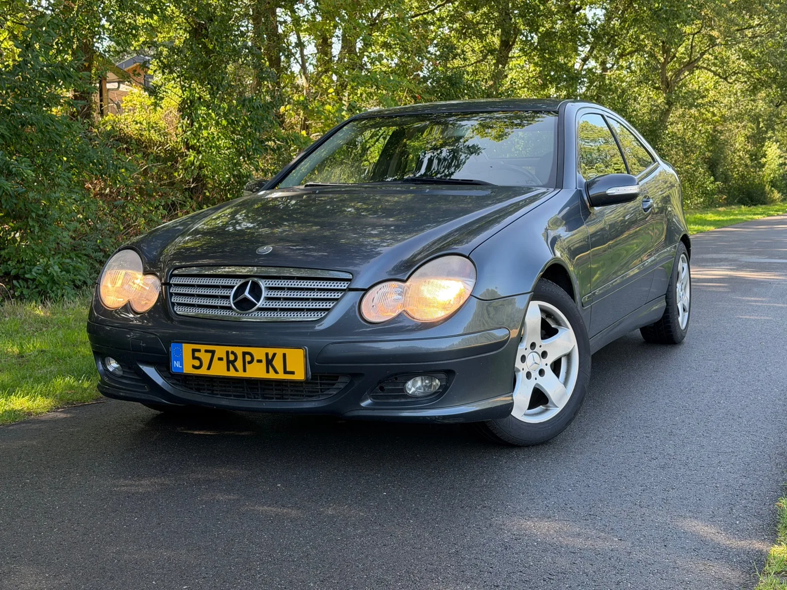 Mercedes-Benz C-Klasse (2005) — foto 1