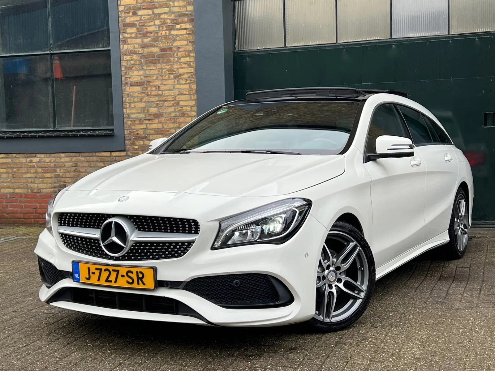 Mercedes-Benz CLA-Klasse (2016) — foto 1