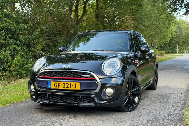 MINI Cooper (2015)