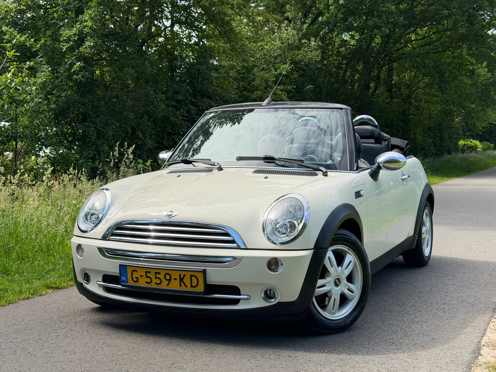 MINI Cabrio (2006) — foto 1