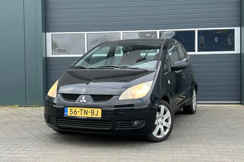 Mitsubishi Colt (2006)