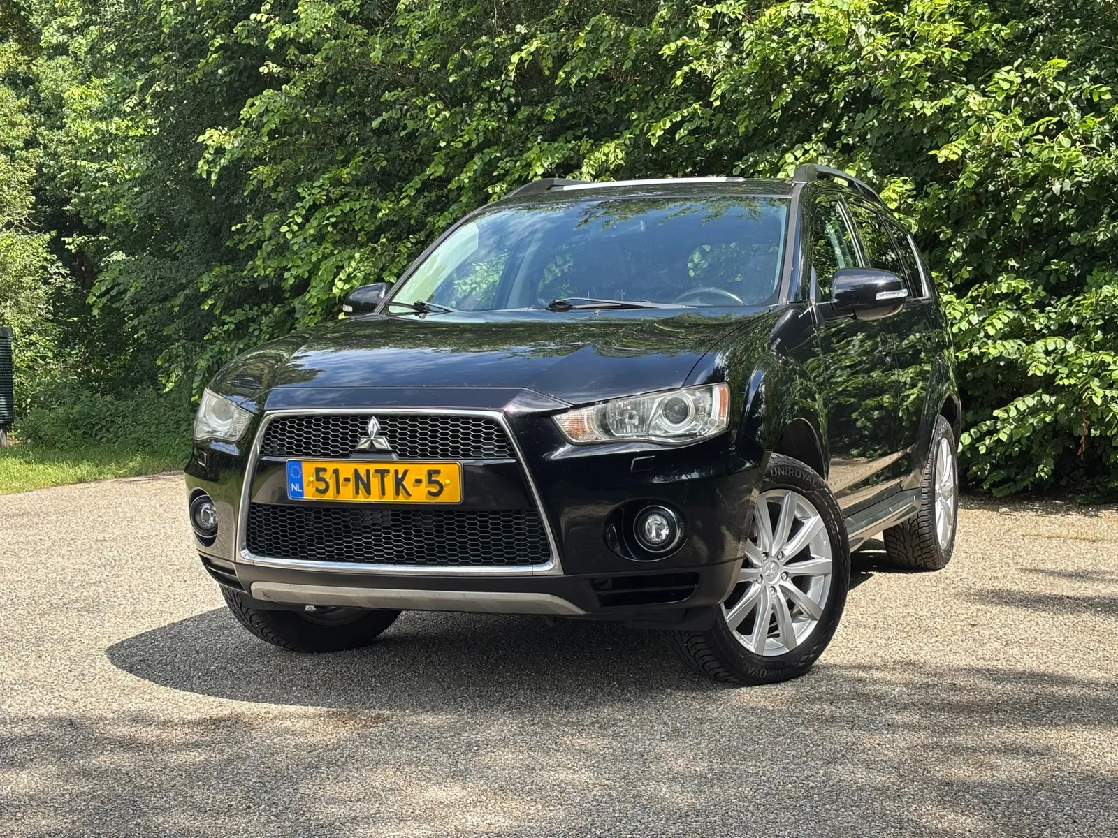 Mitsubishi Outlander (2010) — foto 1