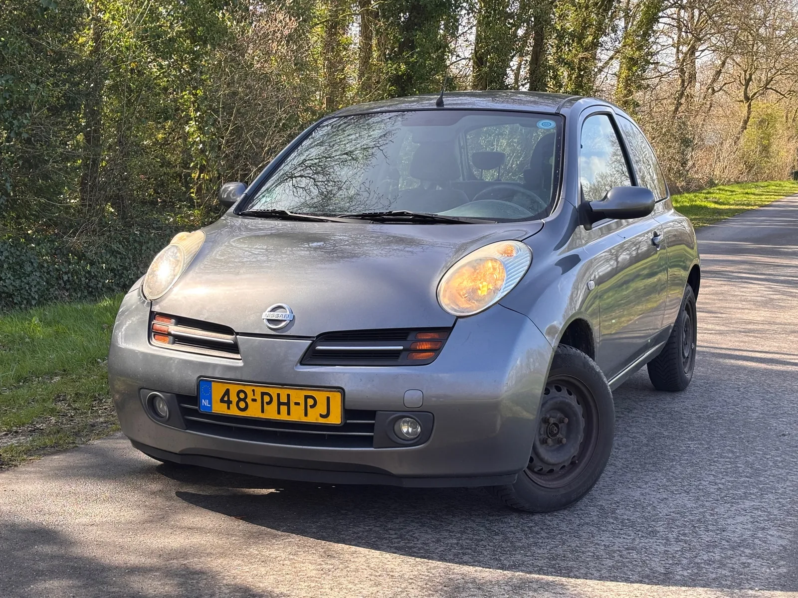 Nissan Micra (2004) — foto 1