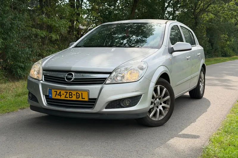 Opel Astra (2007)