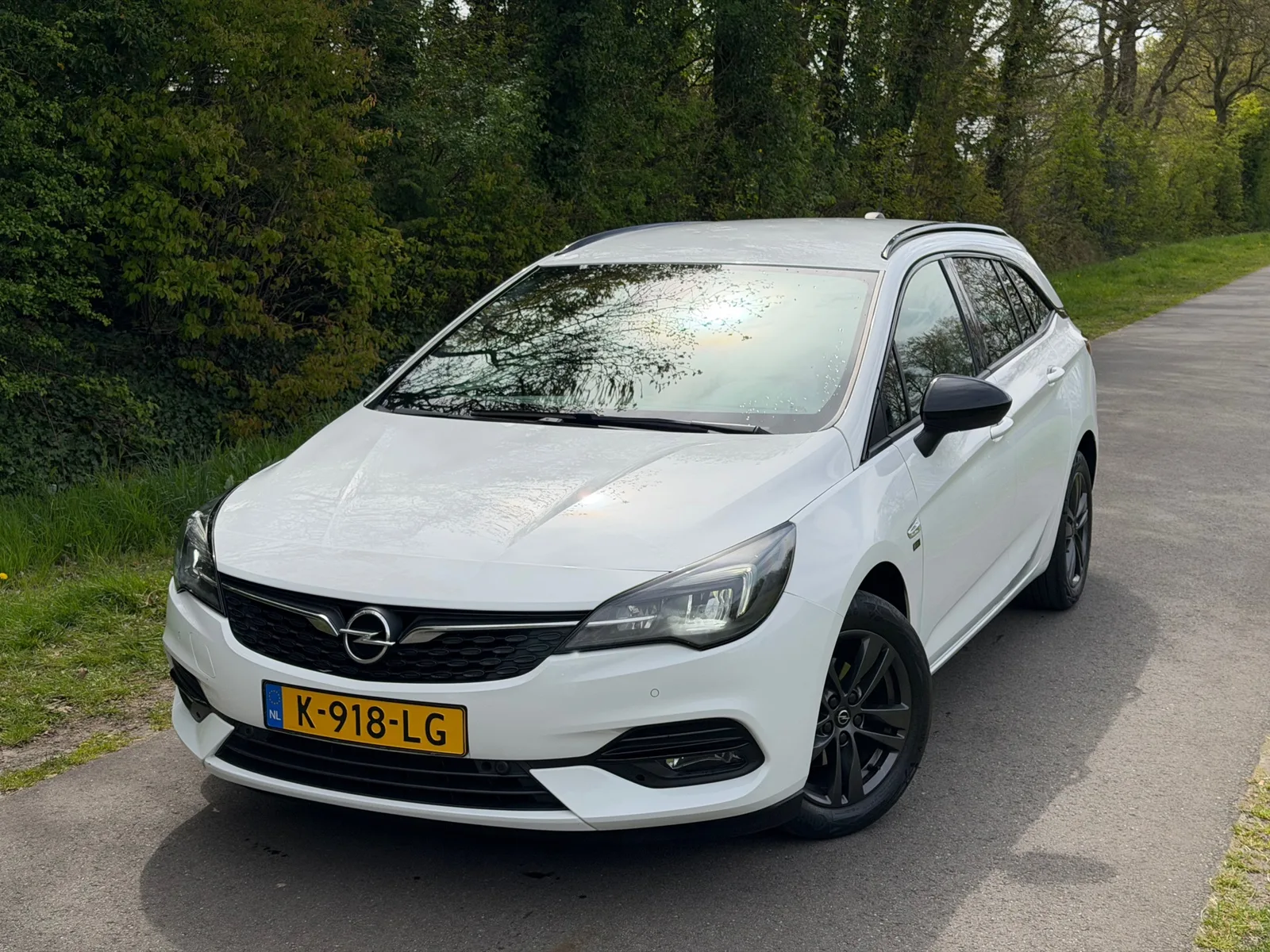 Opel Astra Sports Tourer (2020) — foto 1