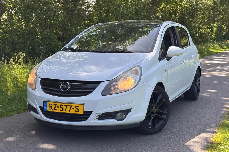 Opel Corsa (2011)
