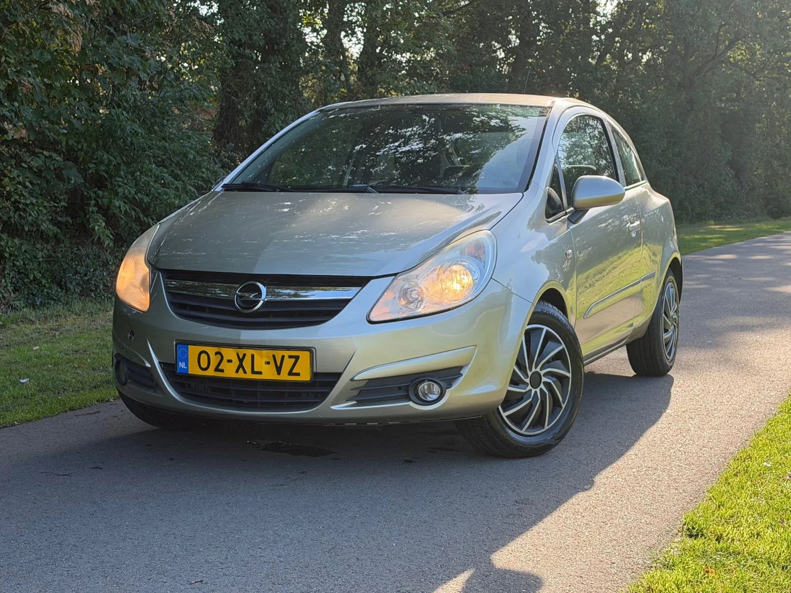Opel Corsa (2007) — foto 1