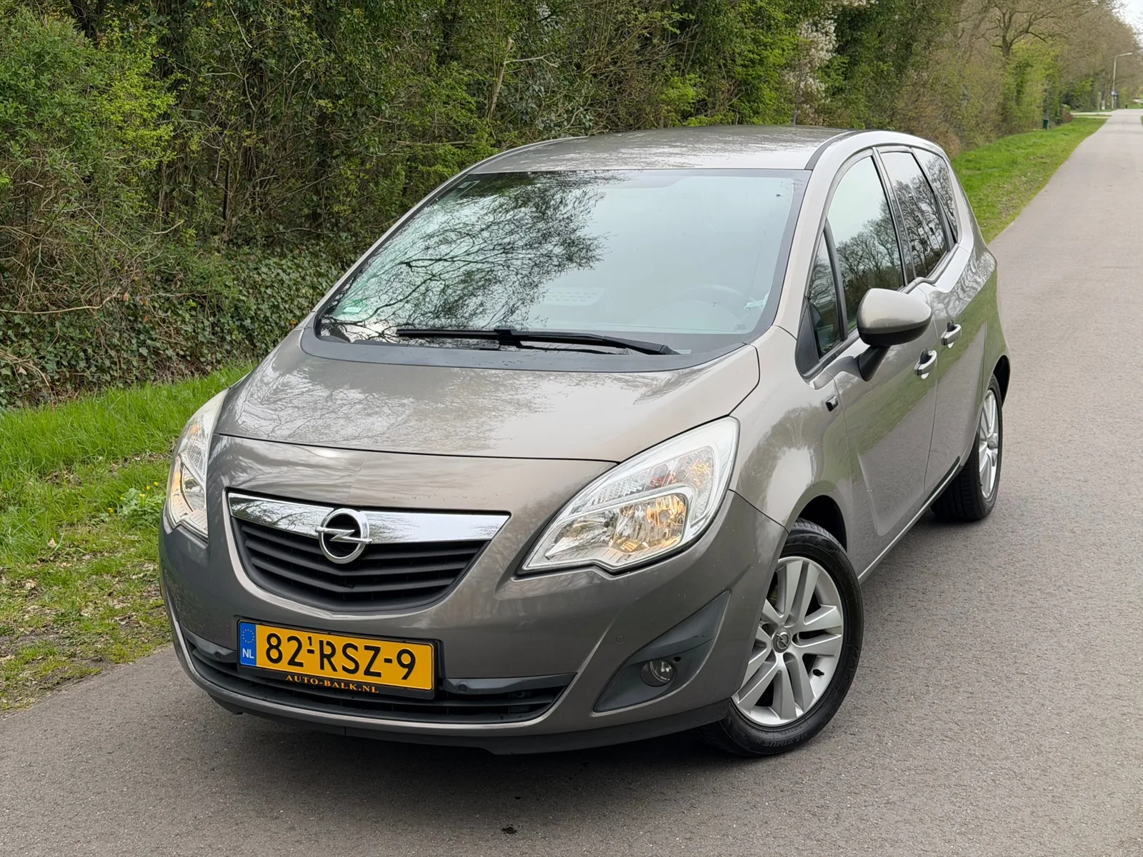 Opel Meriva (2011) — foto 1