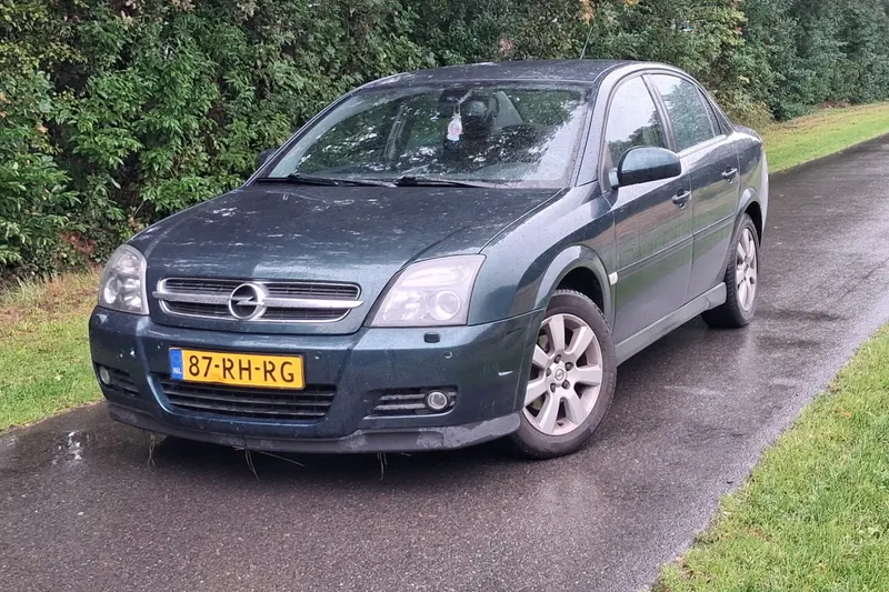 Opel Vectra (2005)
