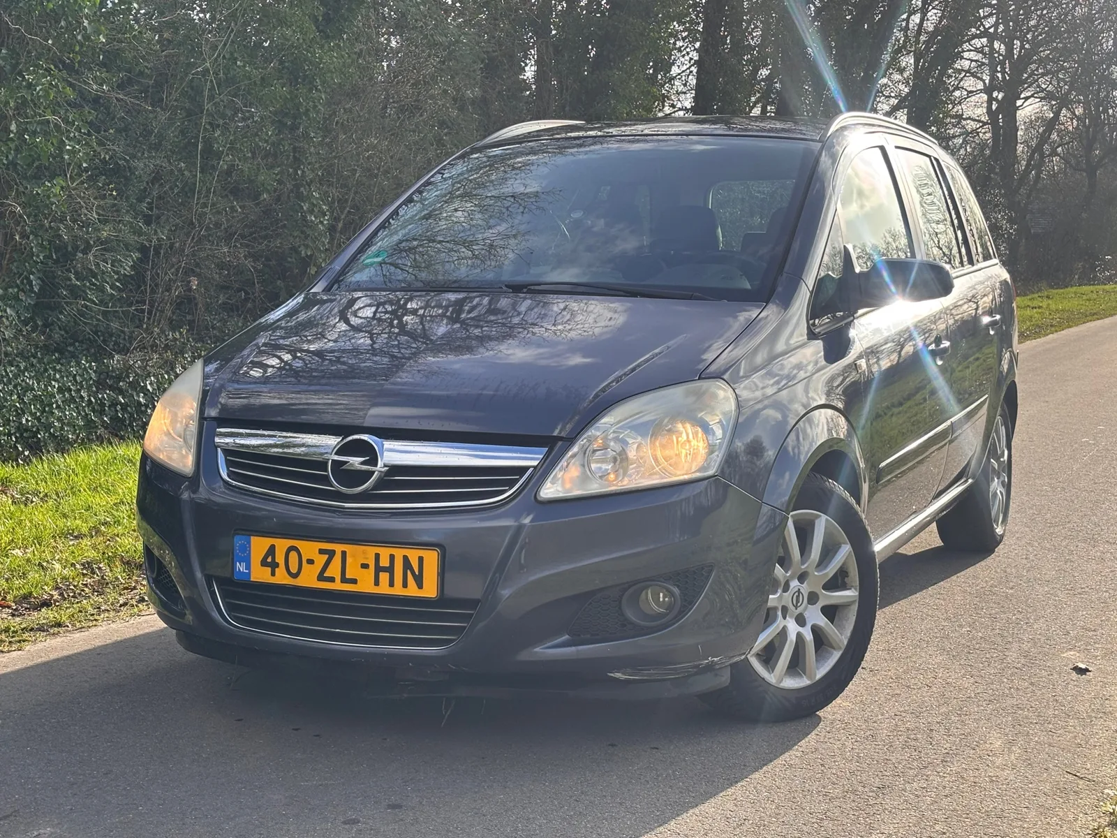 Opel Zafira (2008) — foto 1