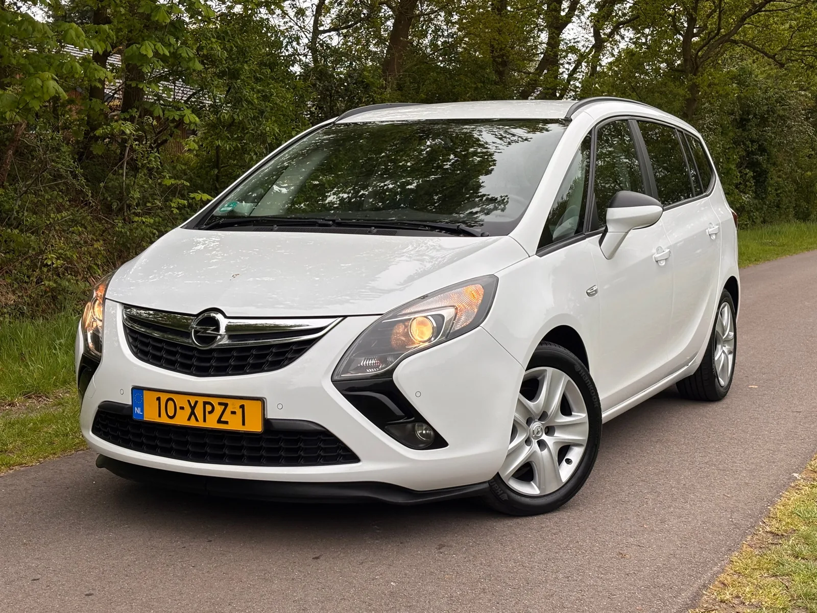 Opel Zafira (2012) — foto 1