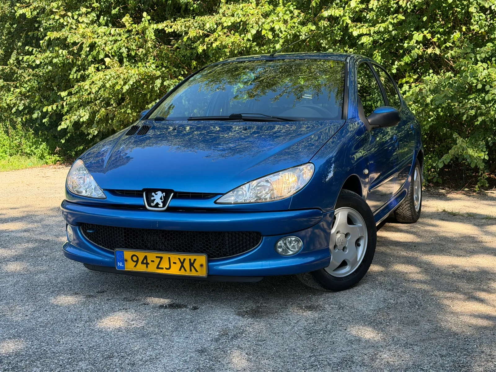 Peugeot 206 (2008) — foto 1