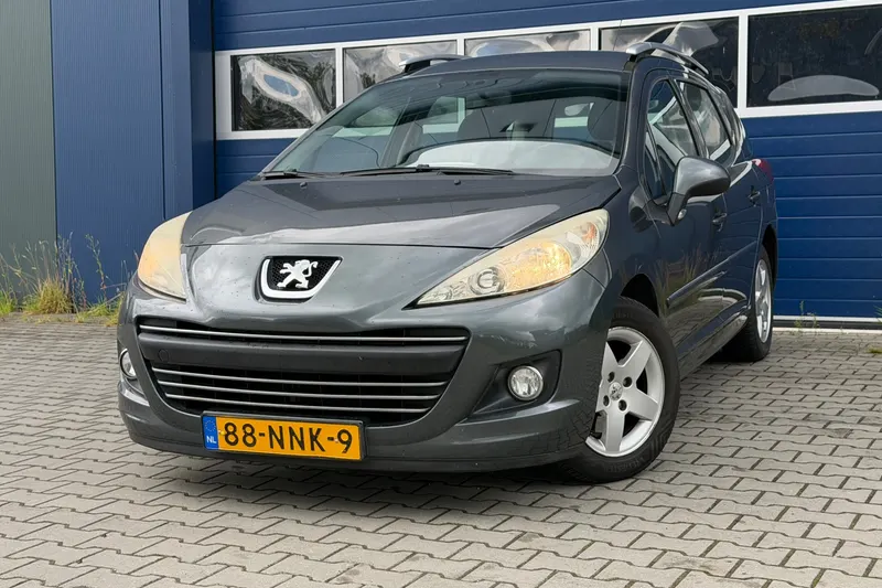 Peugeot 207 (2010)