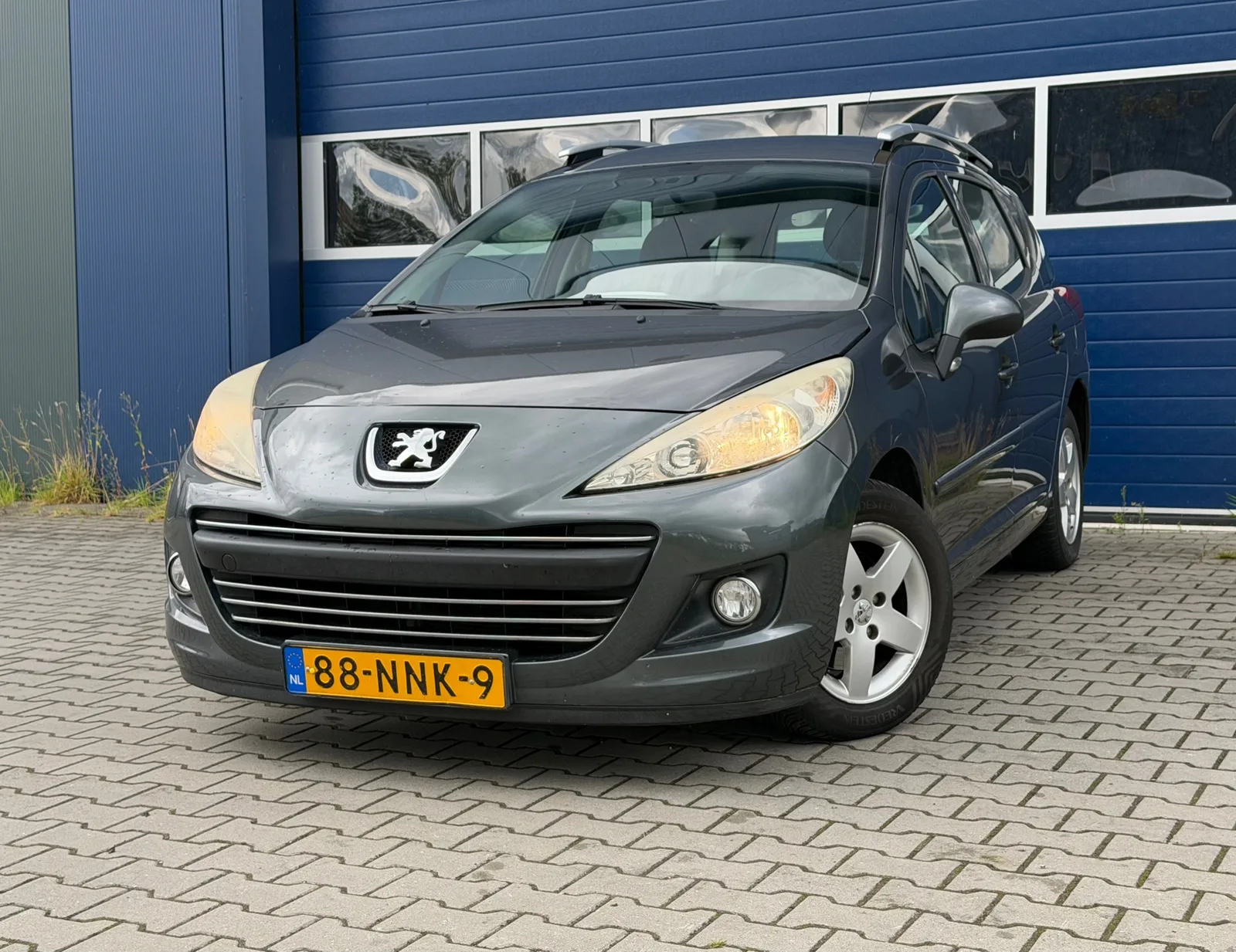 Peugeot 207 (2010) — foto 1