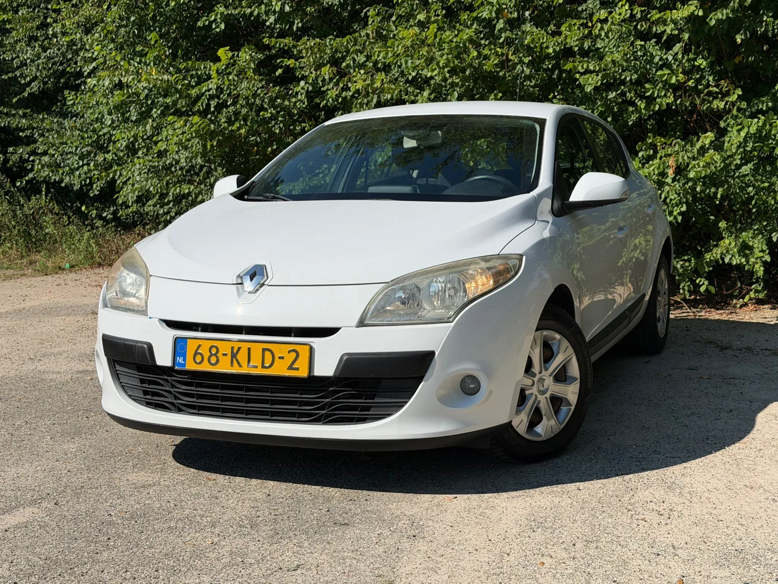 Renault Mégane (2010) — foto 1