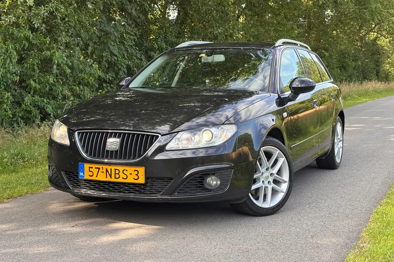 SEAT Exeo (2010)