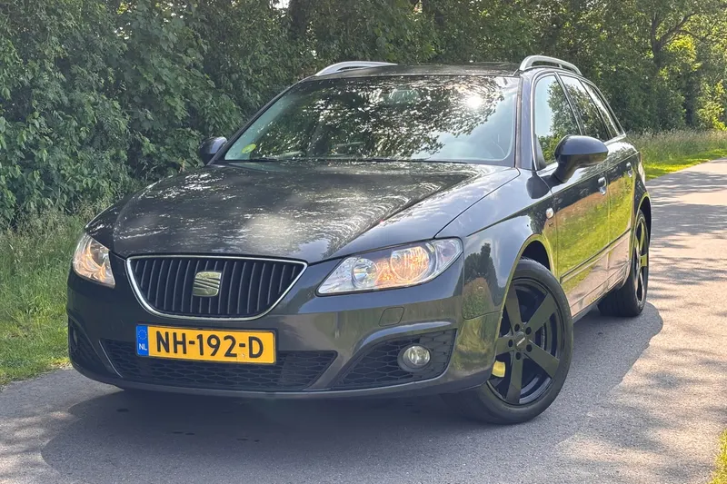 SEAT Exeo (2012)