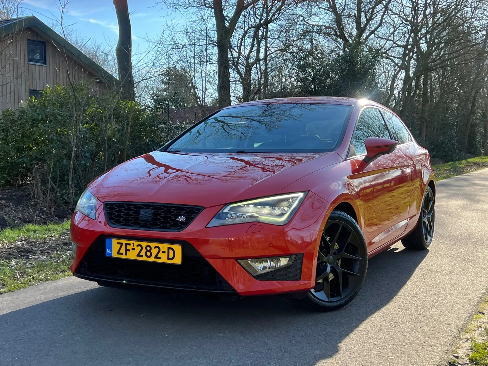 SEAT Leon (2017) — foto 1