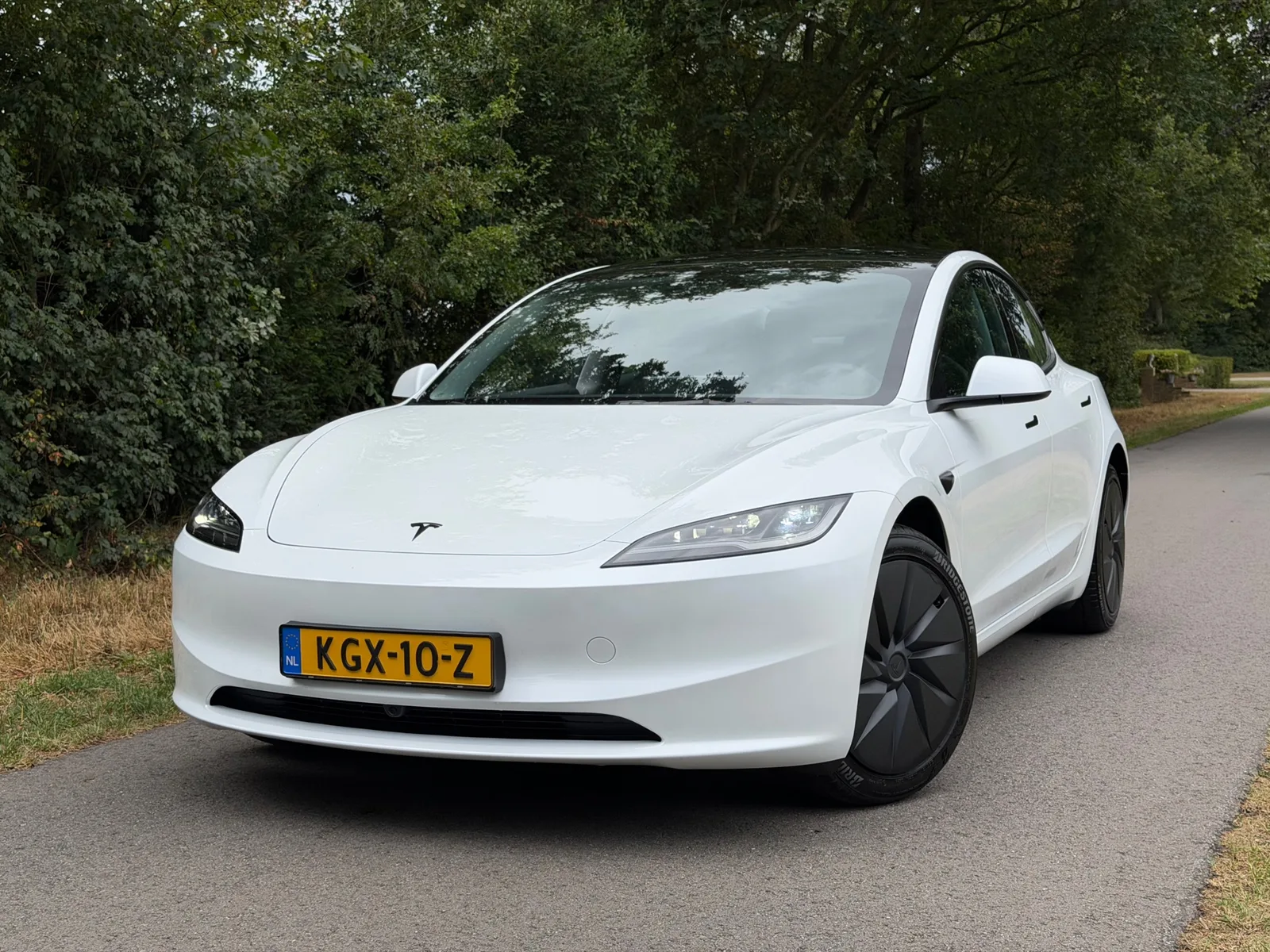 Tesla Model 3 (2026) — foto 1