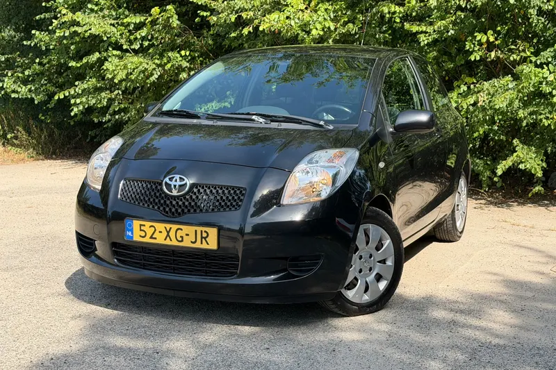 Toyota Yaris (2007)