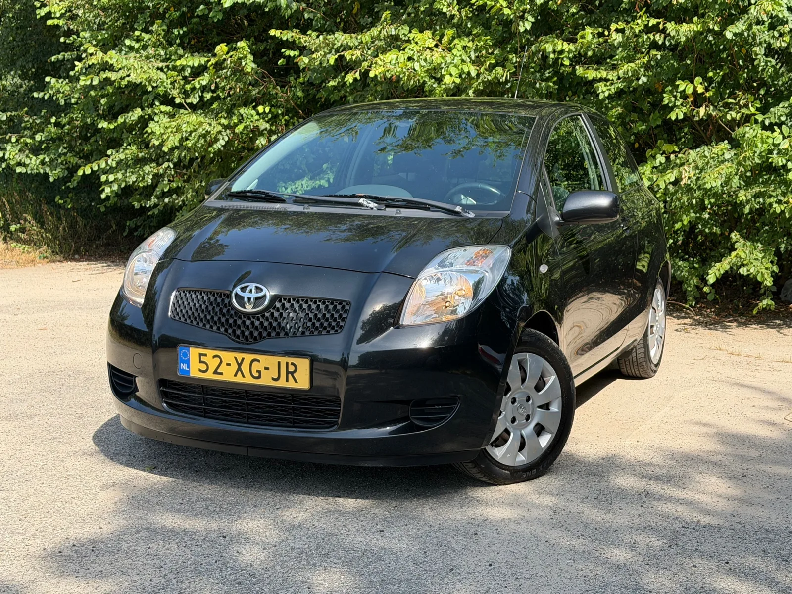 Toyota Yaris (2007) — foto 1