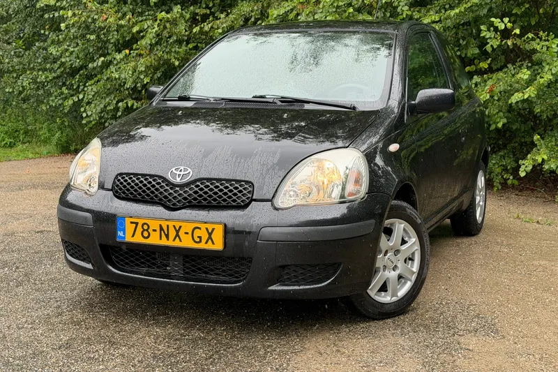 Toyota Yaris (2004)