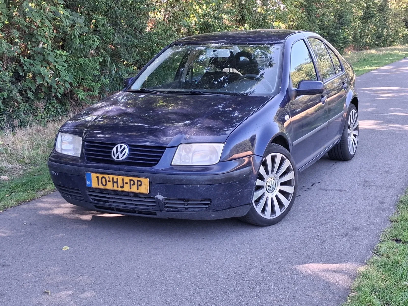 Volkswagen Bora (2001) — foto 1