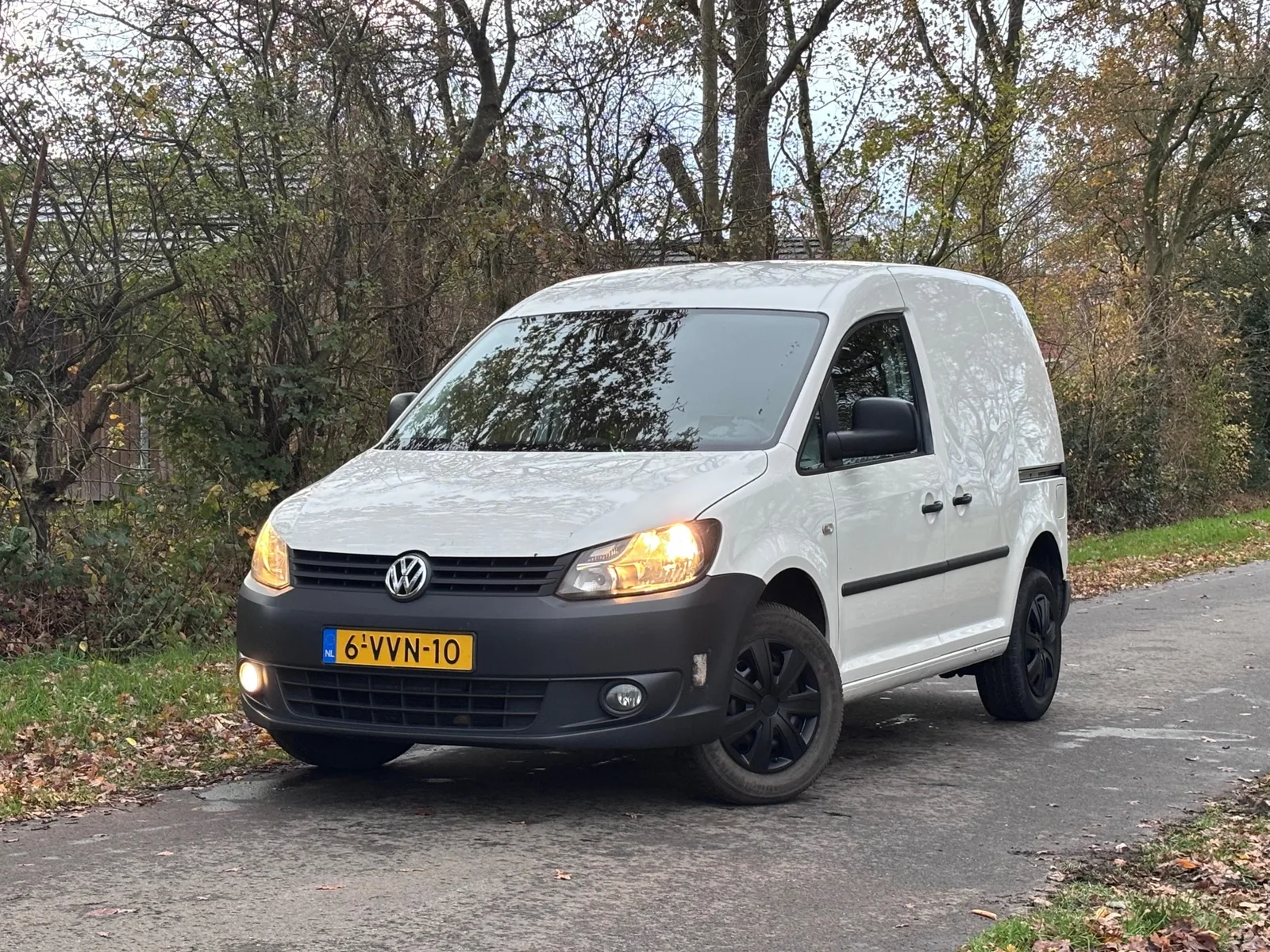 Volkswagen Caddy (2012) — foto 1
