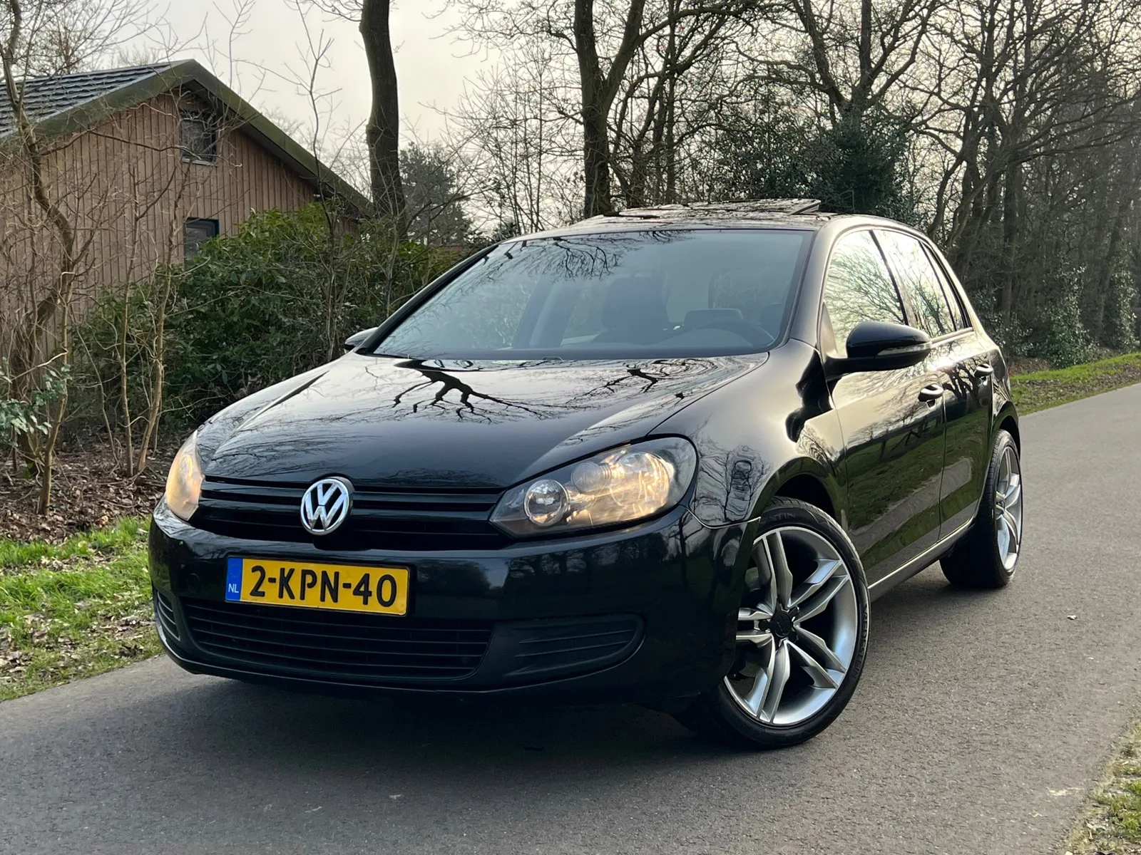 Volkswagen Golf (2010) — foto 1