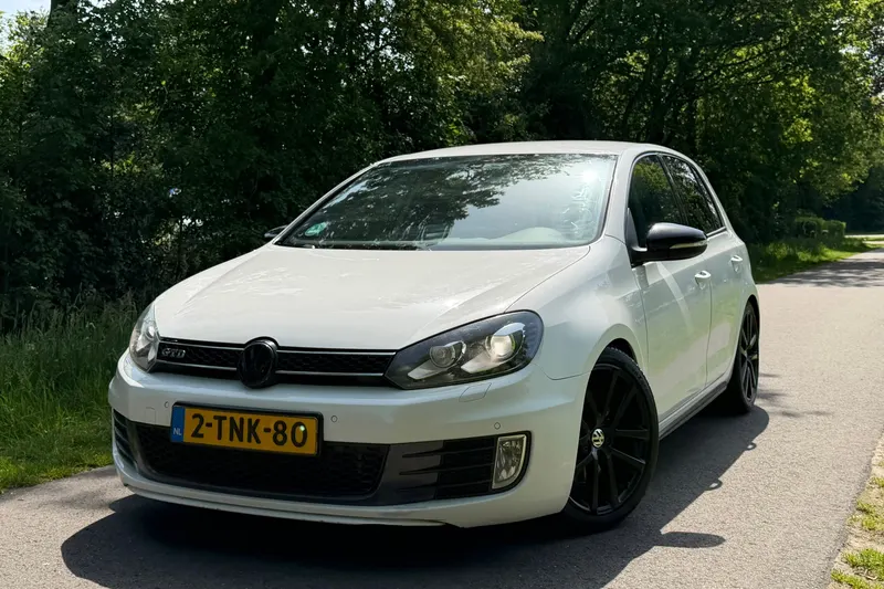 Volkswagen Golf (2012)