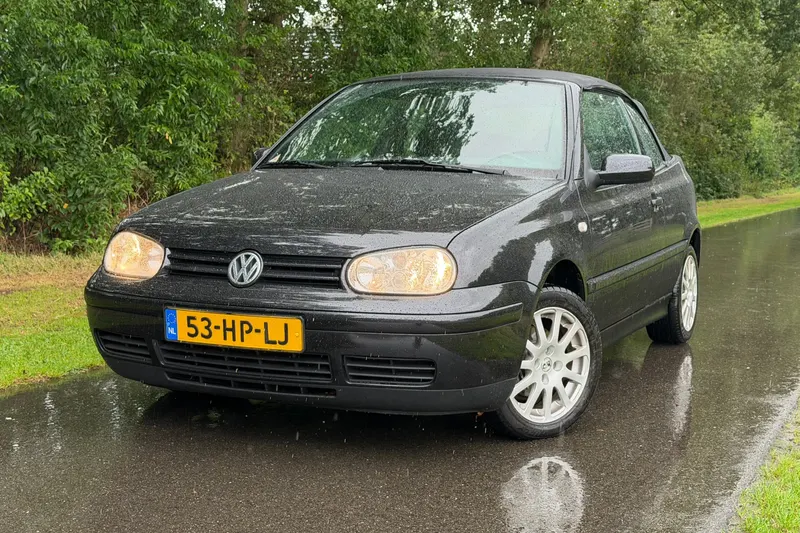 Volkswagen Golf (2001)