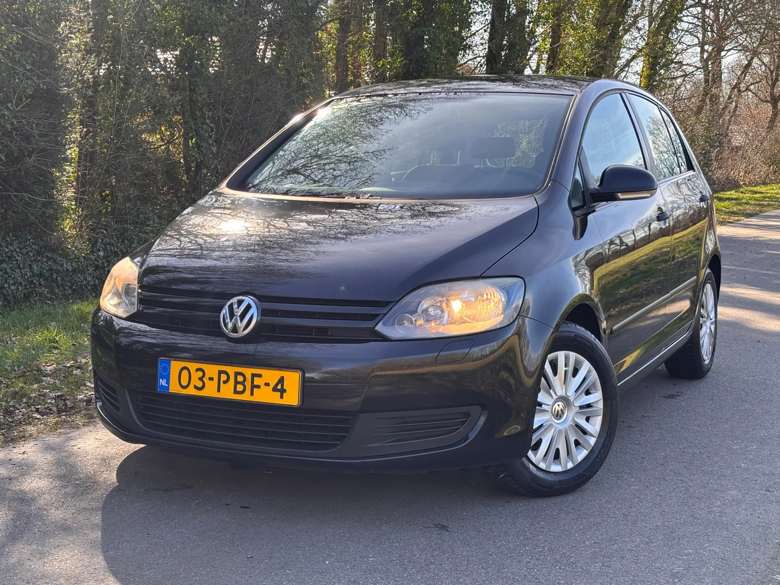 Volkswagen Golf Plus (2011) — foto 1