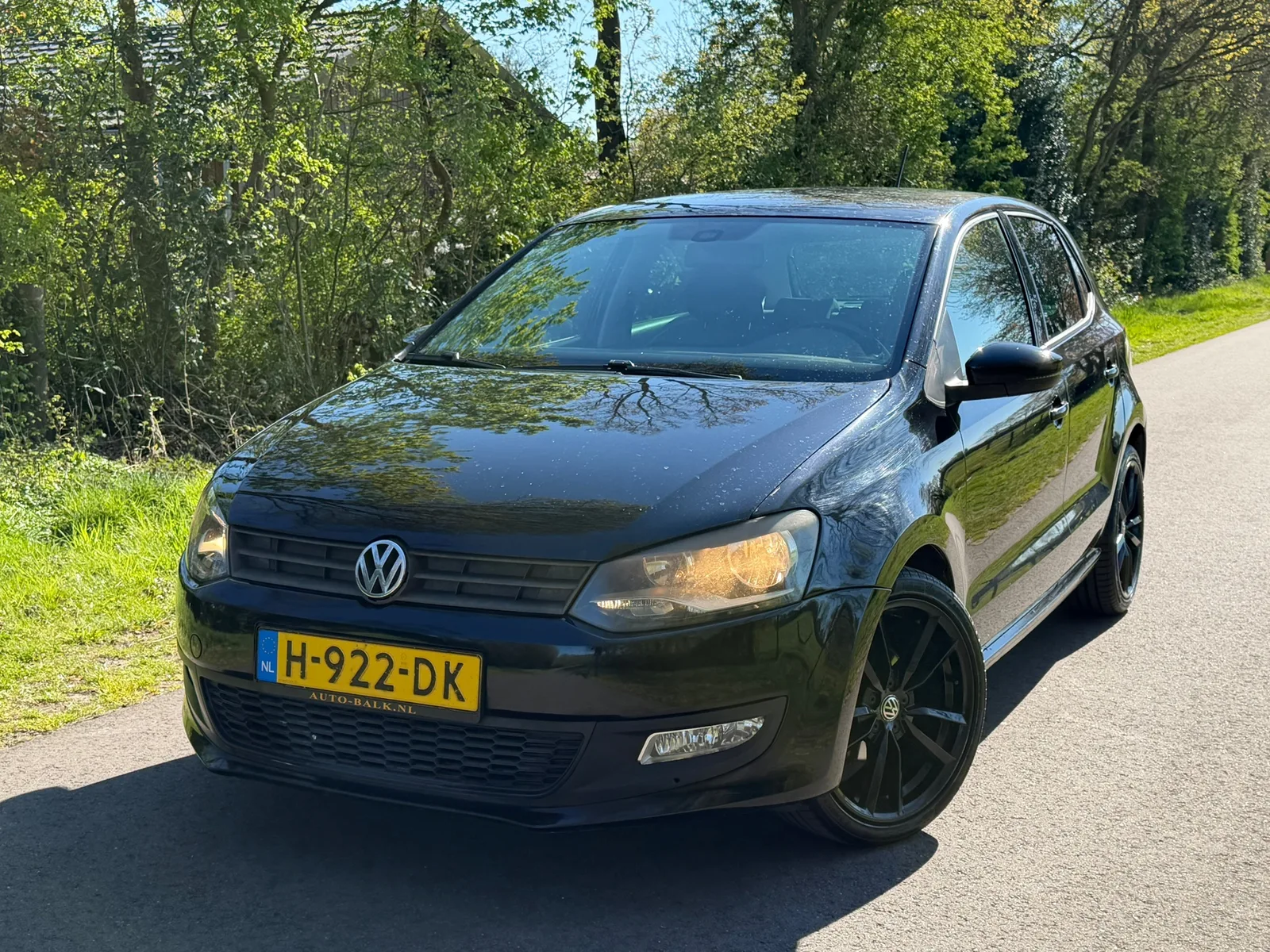 Volkswagen Polo (2010) — foto 1