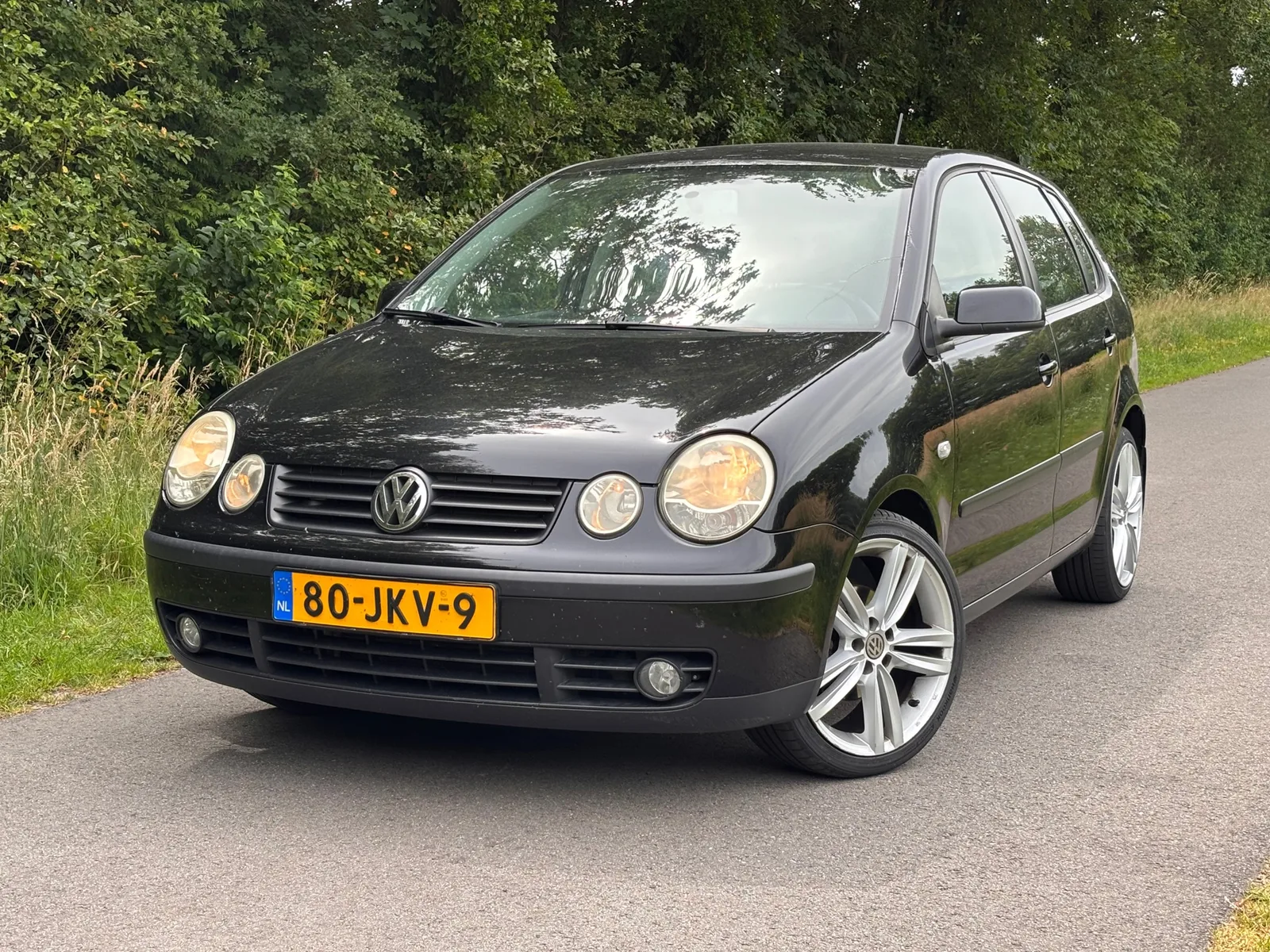 Volkswagen Polo (2005) — foto 1