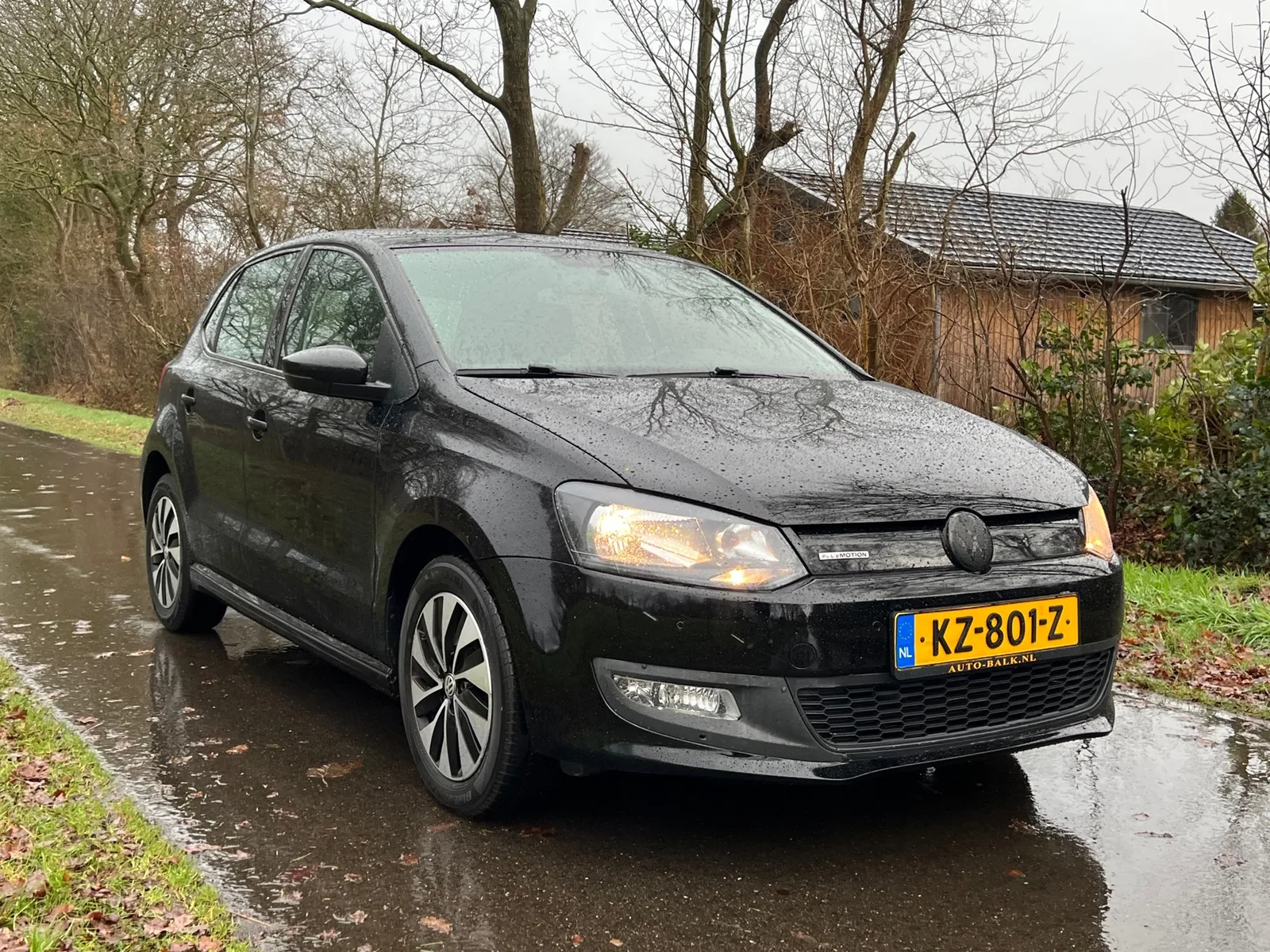 Volkswagen Polo (2016) — foto 1