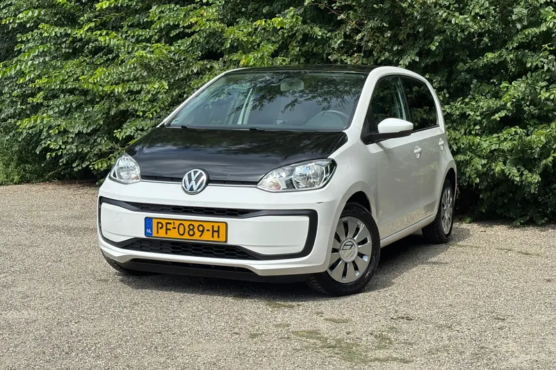 Volkswagen Up! (2017)