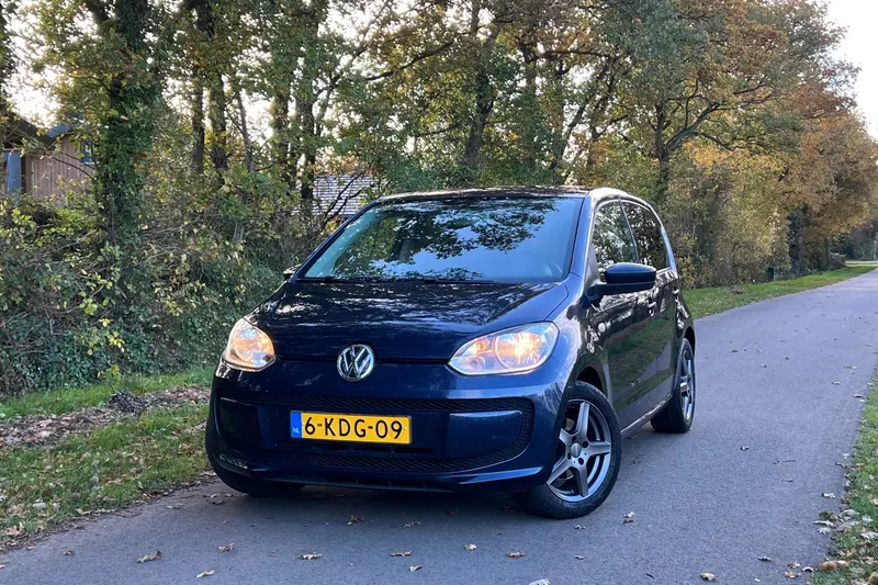 Volkswagen Up! (2013)