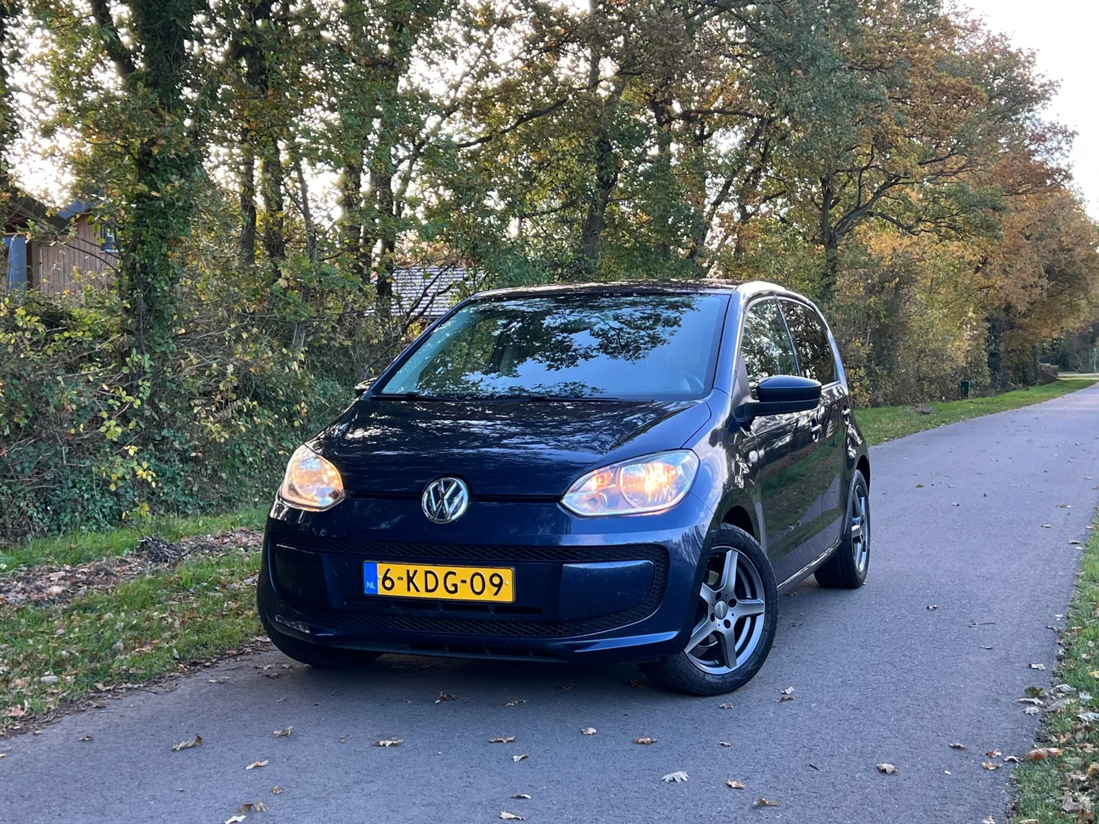Volkswagen Up! (2013) — foto 1