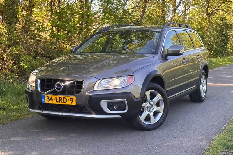 Volvo XC70 (2010)