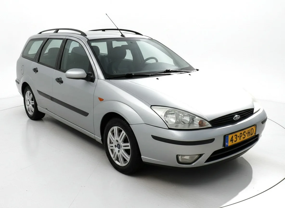 Ford Focus (2004) — foto 1