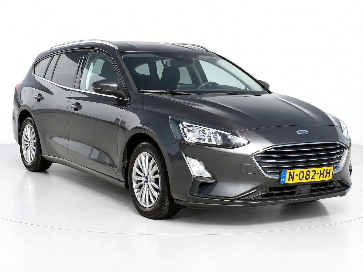 Ford Focus (2020) — foto 1