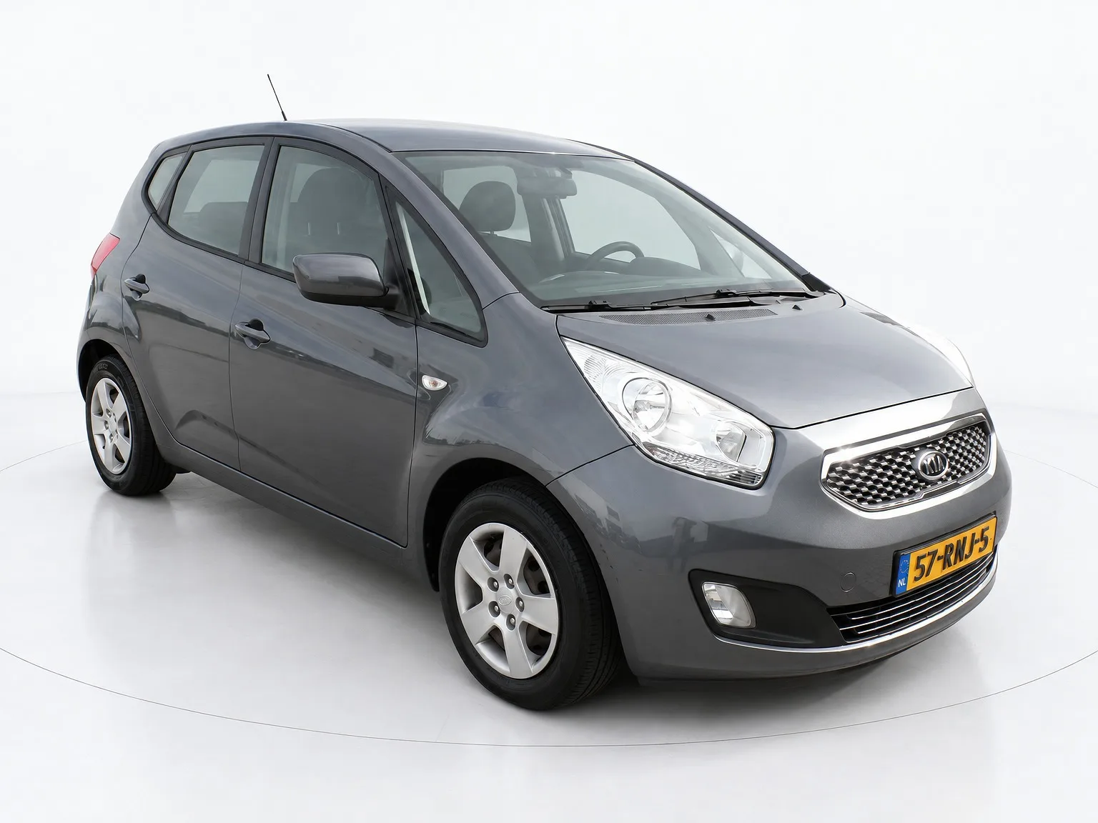 Kia Venga (2011) — foto 1
