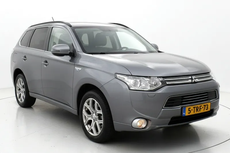 Mitsubishi Outlander (2014)