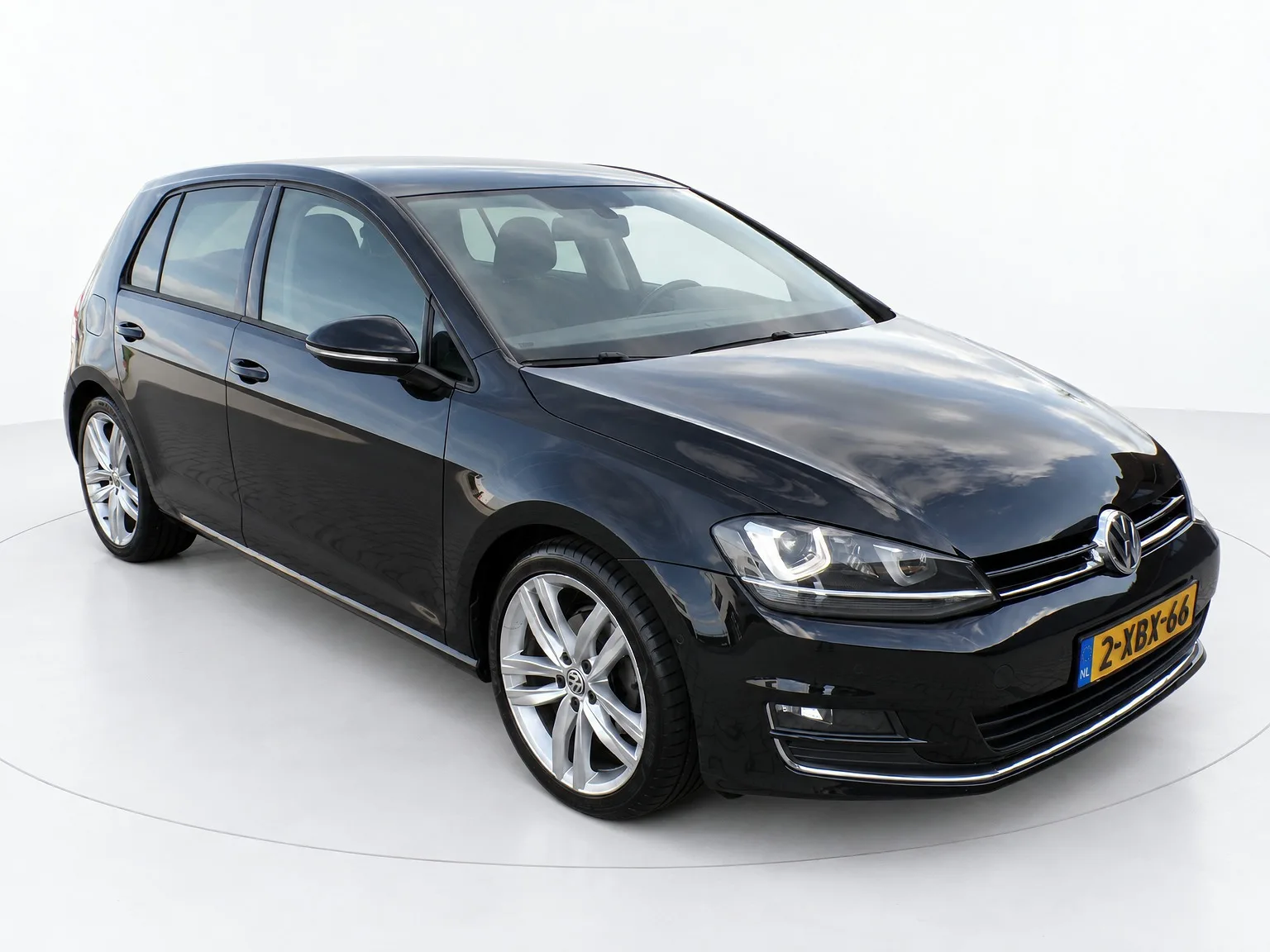 Volkswagen Golf (2014) — foto 1
