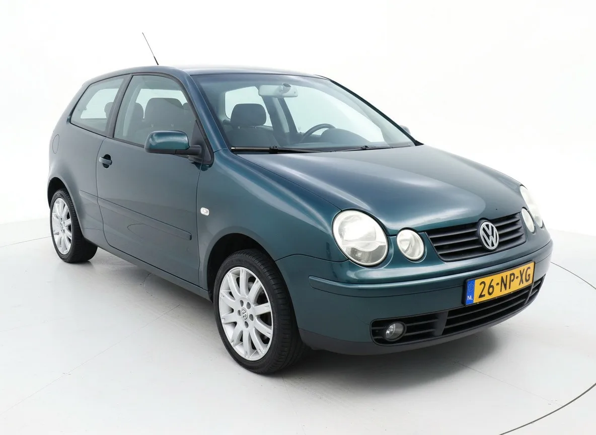 Volkswagen Polo (2004) — foto 1