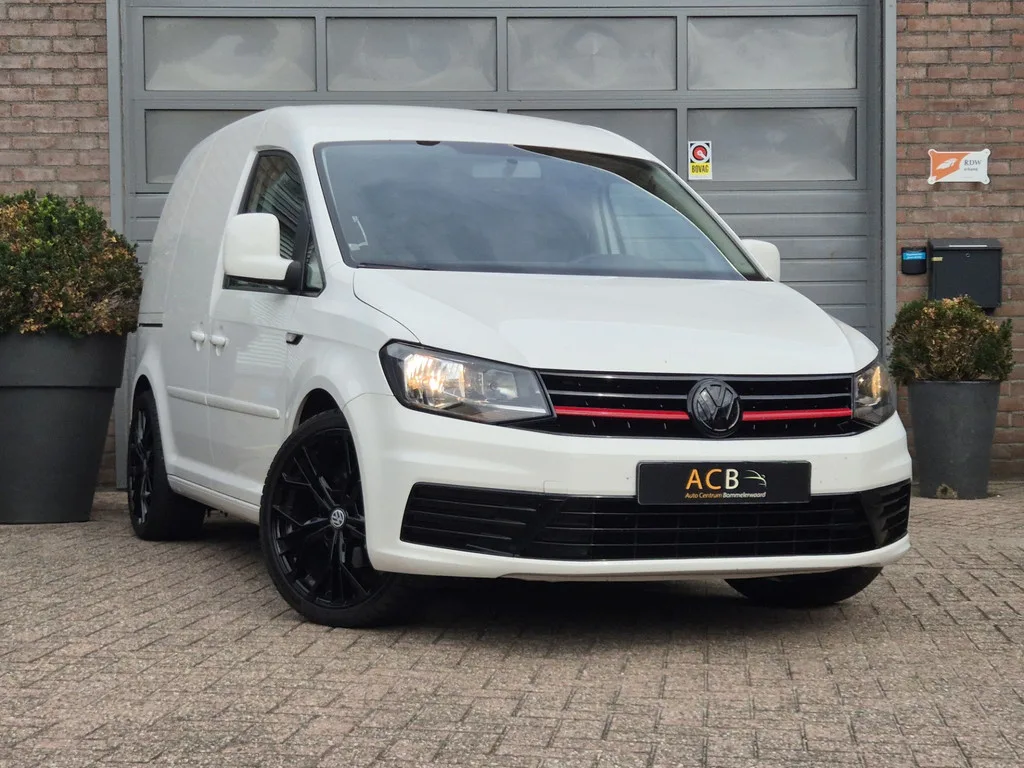 Volkswagen Caddy (2018) — foto 1