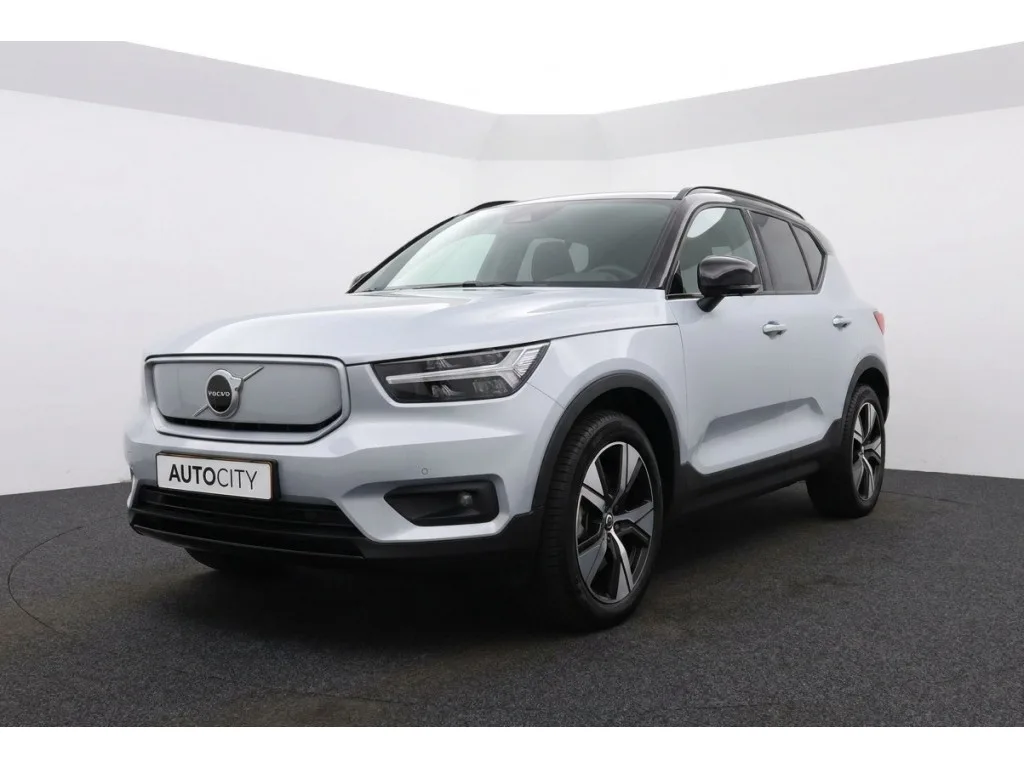 Volvo XC40 (2020) — foto 1